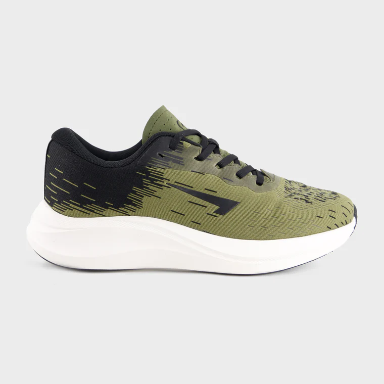 shop comfortable jogging sneakers online in Pakistan